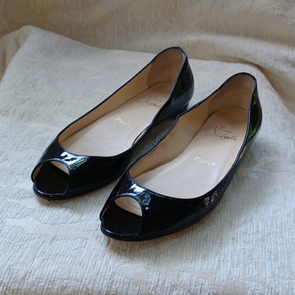 Christian Louboutin flats. - Picture 7 of 13